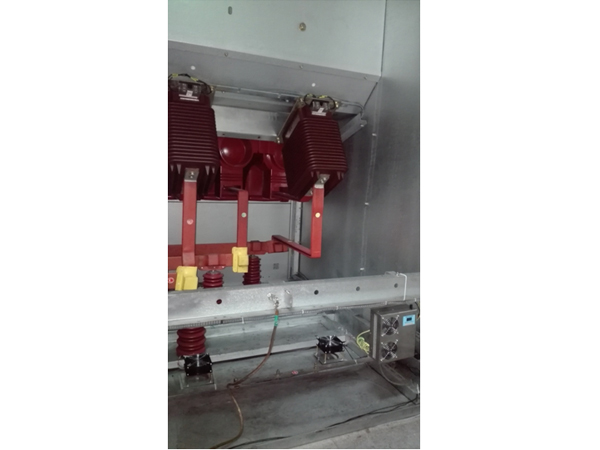 重慶110KV黑水站高壓開關(guān)柜除濕裝置安裝實例